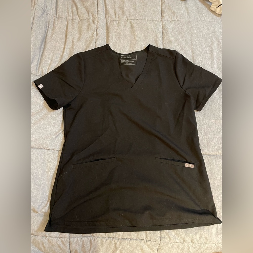Figs scrub top